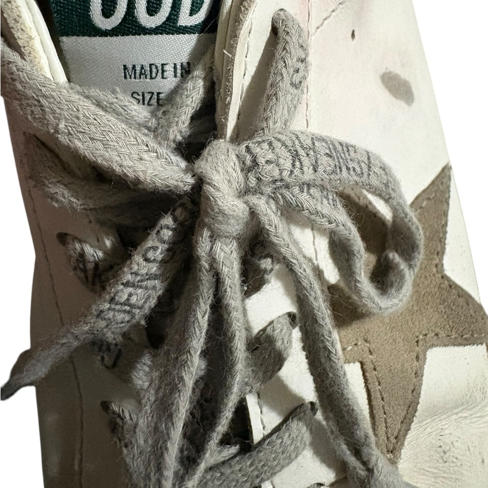 Golden Goose Superstar leather low trainers
41EU - Picture 7 of 9